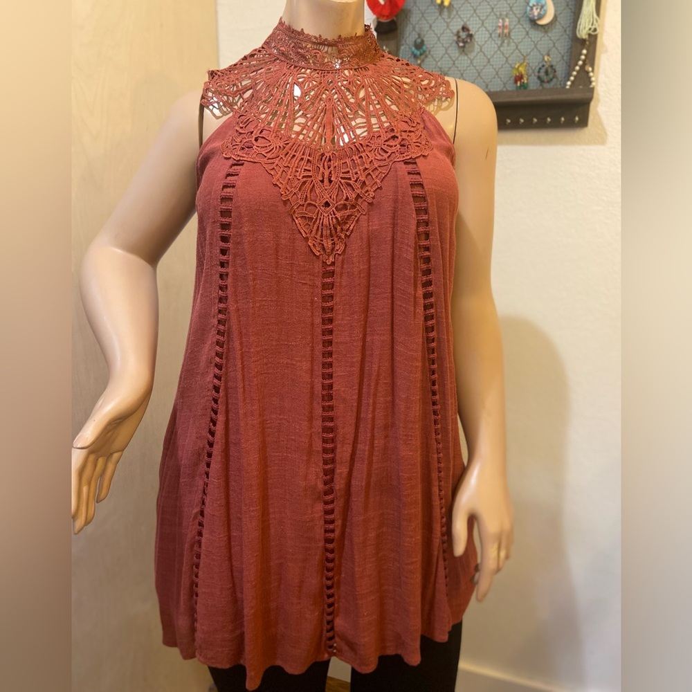 Entro Burgundy Lace Accent Blouse